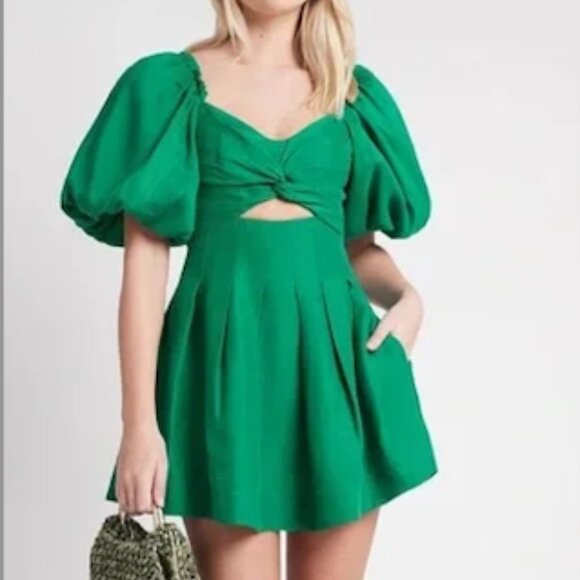 Aje Dresses & Skirts - Aje EMERALD GREEN DUSK KNOT PUFF SLEEVE MINI DRESS US Size 4 (AU 8)